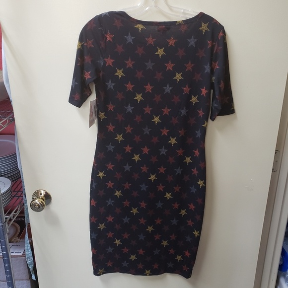 Lula Roe - Picture 2 of 2